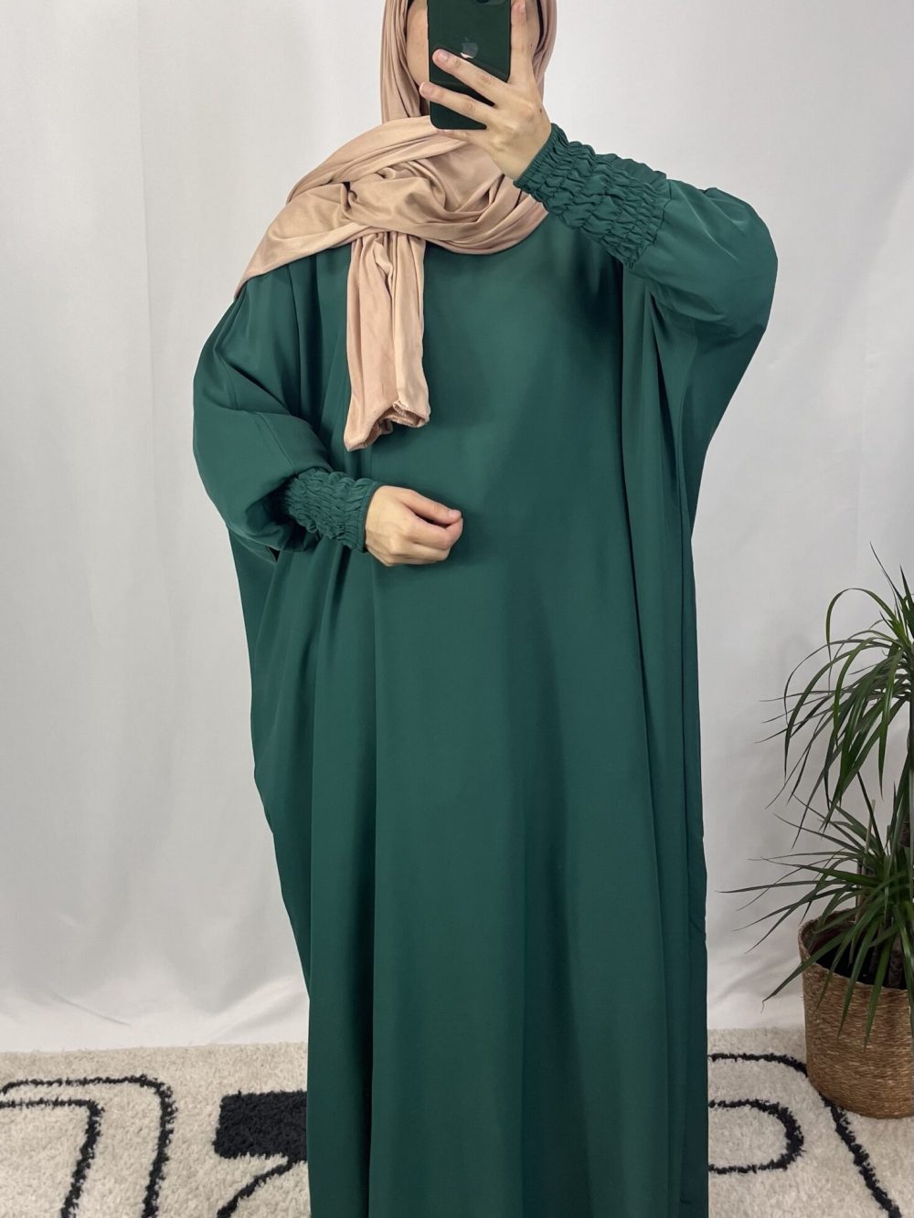 Abaya verte manches serrés