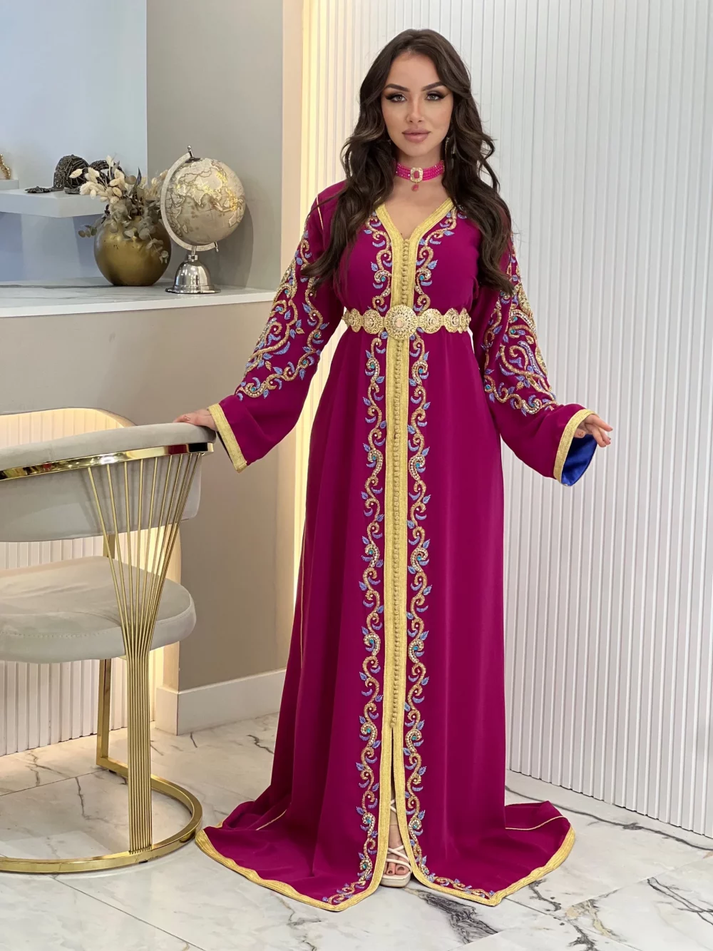 Caftan rose scaled